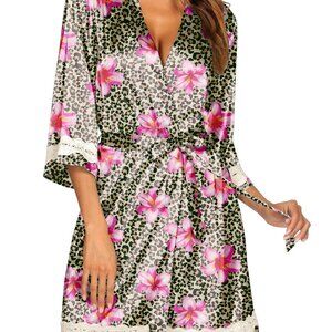 Silk Satin Robe with Lace Trim, V Neck, 3/4 Sleeve, Knee Length